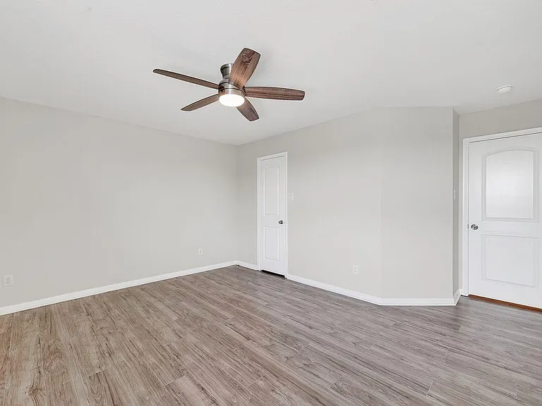 228 Elm Patch Dr — Photo 16