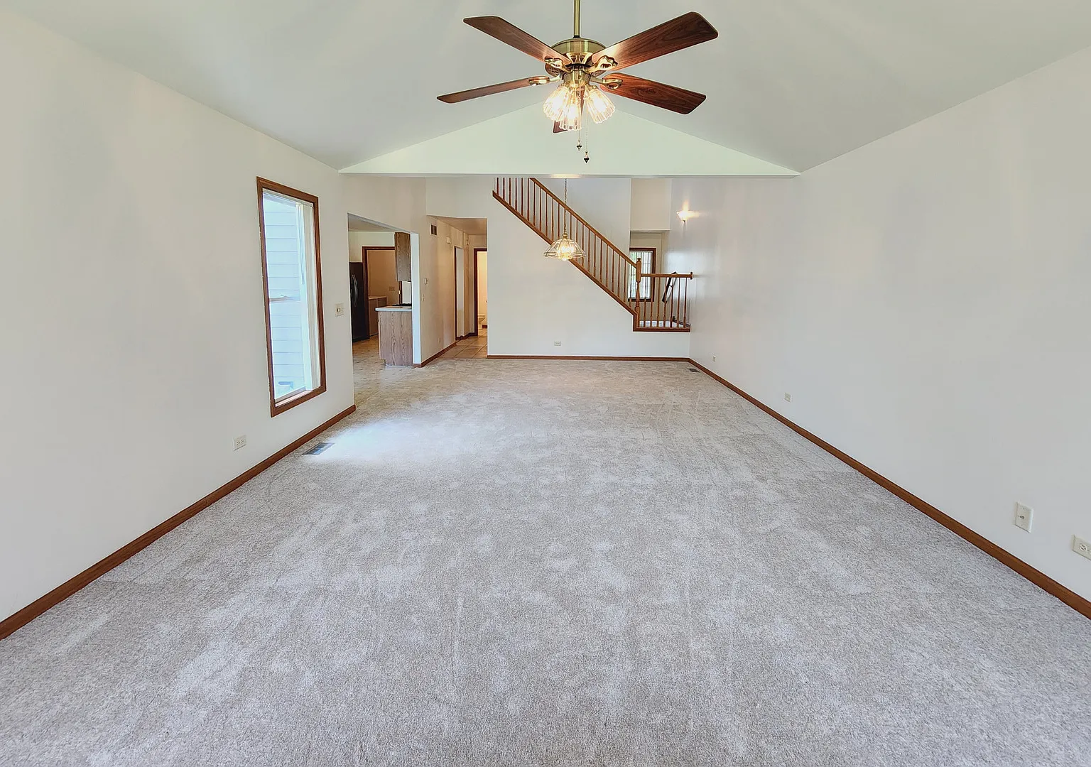 3 bed, 2.5 bath, 1625 sqft, $2,700 — Photo 4