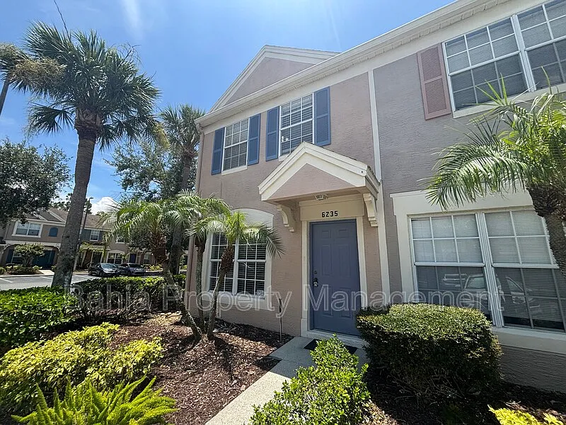 2 bed, 1.5 bath, 1184 sqft, $1,975 — Photo 3