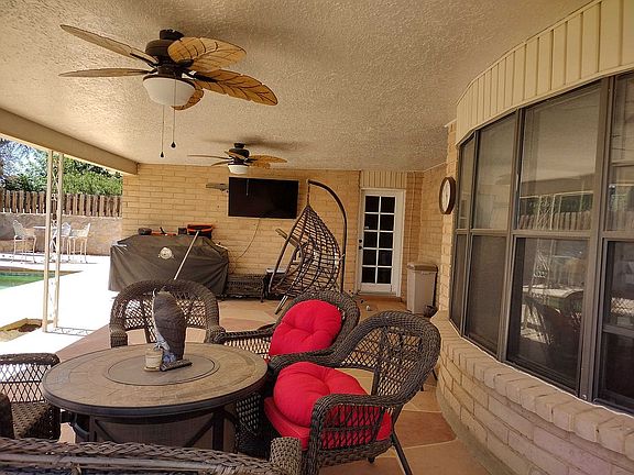 5th image of 1740 Larry Hinson Dr
