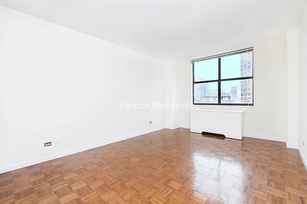 Rented by Mirador Real Estate | media 36