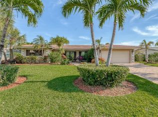 128 11th St E, Tierra Verde, FL 33715