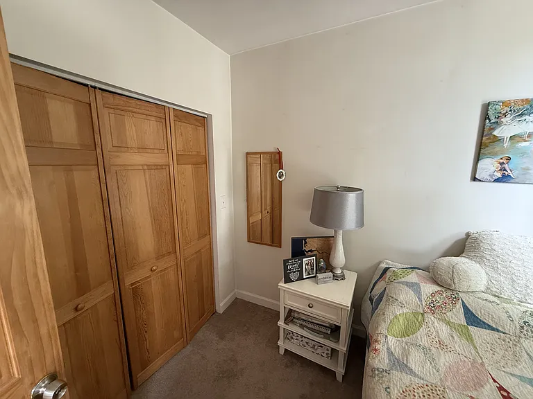 1835 W Thomas St #2F — Photo 8