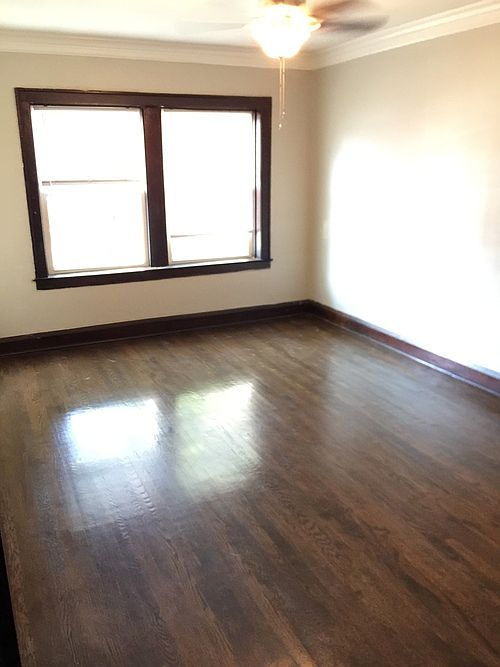 2nd image of 925 S Monitor Ave #5824