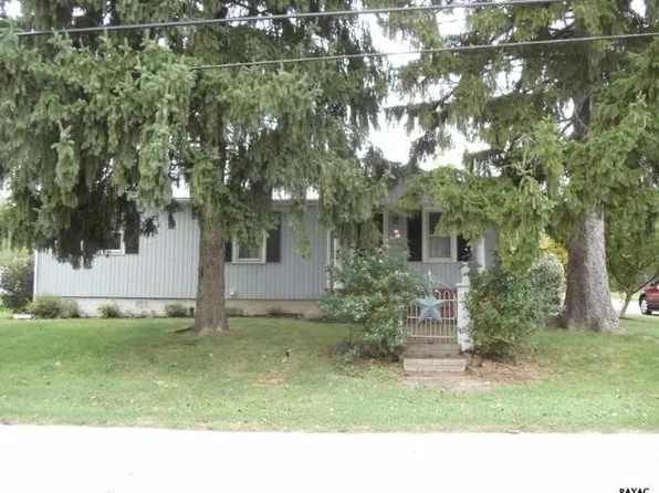 2700 Oakland Rd, Dover, PA 17315