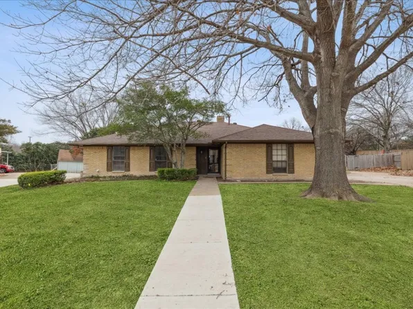 5133 Vera Cruz Dr, Garland, TX 75043