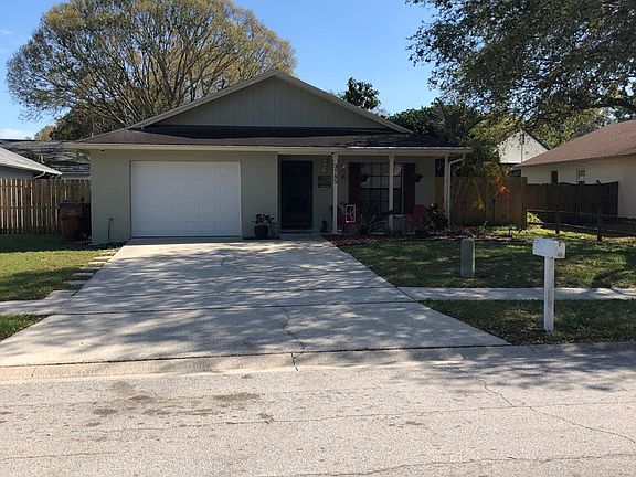 2nd image of 3785 Lake Shore Dr