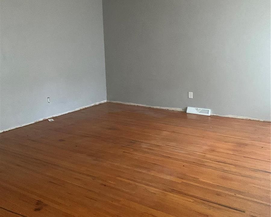 8 Warsen Ave, Wentzville, MO 63385 Zillow