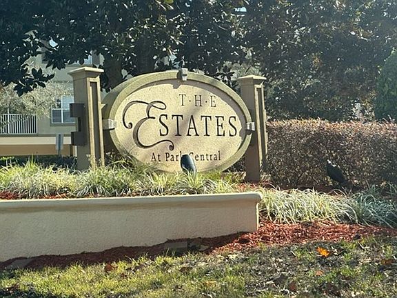 The complex has beautiful lakes, walking paths, and landscaping.