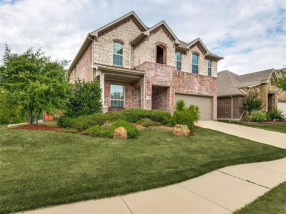 3rd image of 12907 Adela Dr