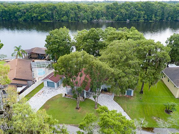 3rd image of 55042 Riverview Dr
