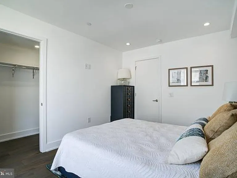 1751 N Howard St — Photo 23