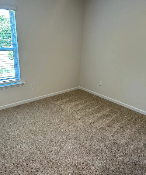 208 Oakmont Valley Trl — Photo 18