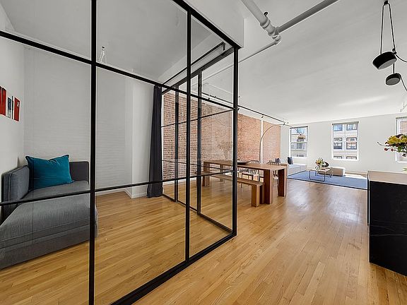 4th image of 426 W Broadway #4F