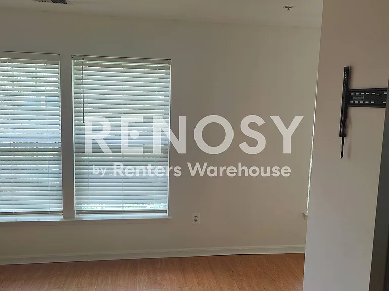 13817 Amberfield Ct — Photo 6