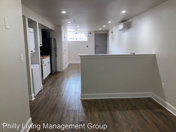5th image of 5027 Spruce St #0