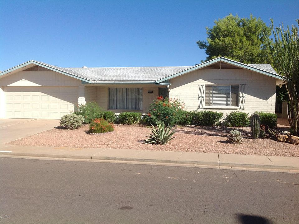 1st image of 4534 E Catalina Ave