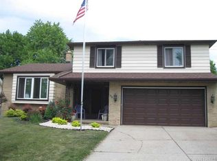 96 Denise Dr, Cheektowaga, NY 14227
