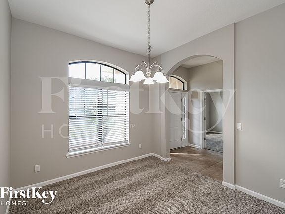 5th image of 13737 Devan Lee Dr N