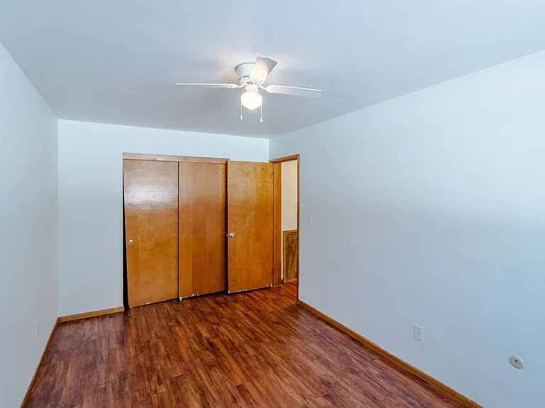 Carroll Court Apartments — Photo 51