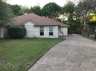 219 Avalon Dr, Desoto, TX 75115