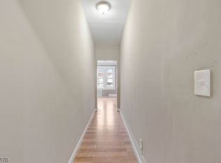 71 Aldine St #2, Newark, NJ 07112