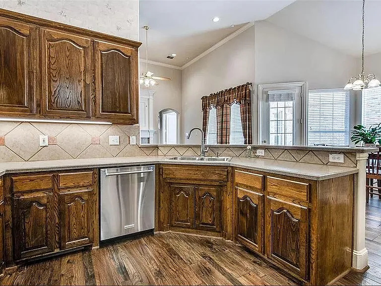 1026 Pedernales Trl — Photo 11