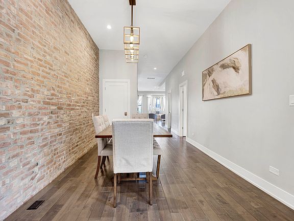5th image of 3330 S Indiana Ave #2S