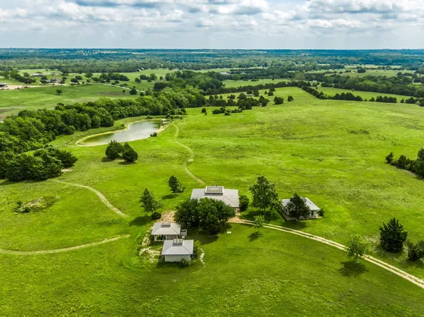 7850 Highway 159 W, Bellville, TX 77418