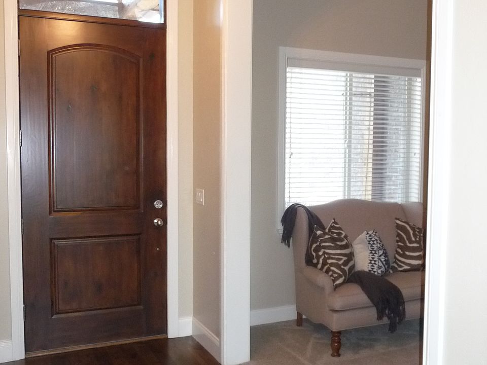 Custom trim and mouldings 