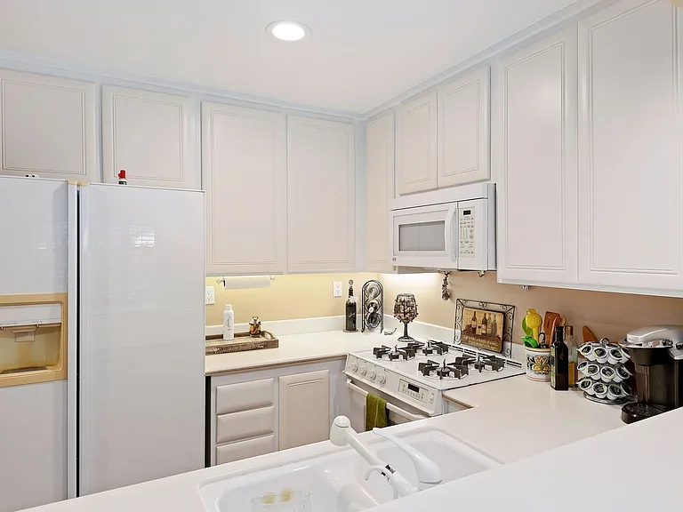 222 Por La Mar Cir — Photo 12