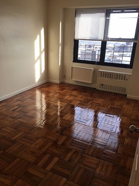 1st image of 16633 89th Ave APT 12M