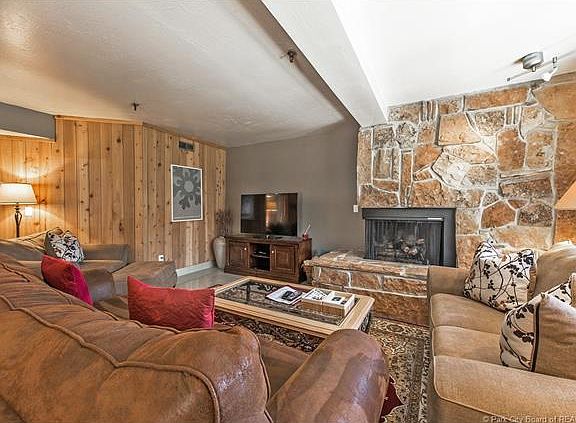 4th image of 1508 Deer Valley North Dr #1508