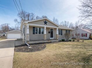 3022 Sharon Ave SW, Wyoming, MI 49519