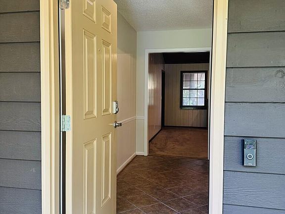 2nd image of 482 Norwood Rd