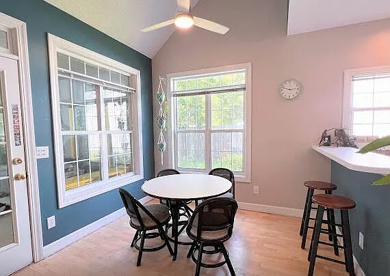 1721 Fox Ridge Ct — Photo 9