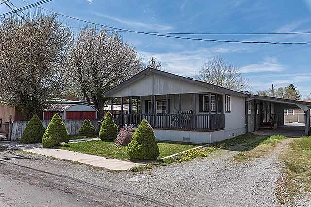 1st image of 405 Railroad Ave