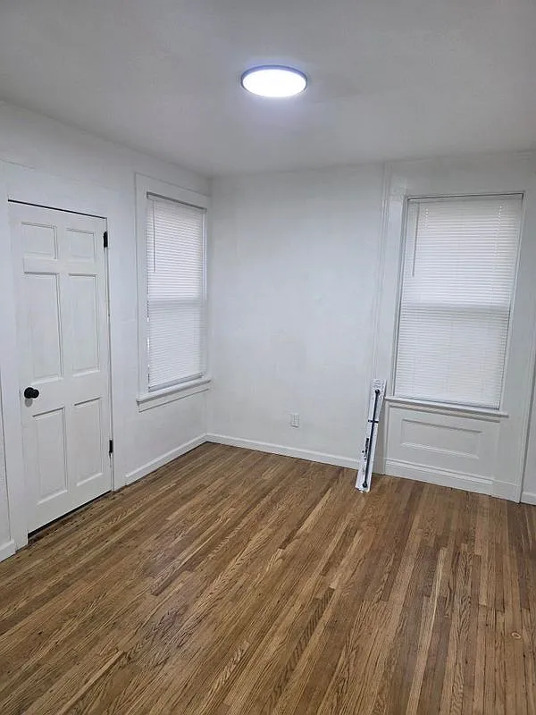 2 bed, 1.0 bath, 1450 sqft, $1,890 — Photo 4