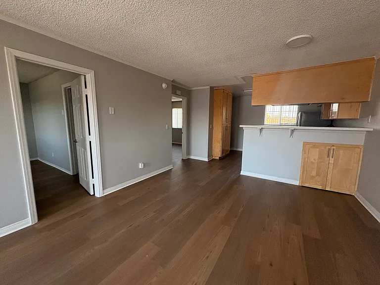 Villa Del Sol Apartments — Photo 74