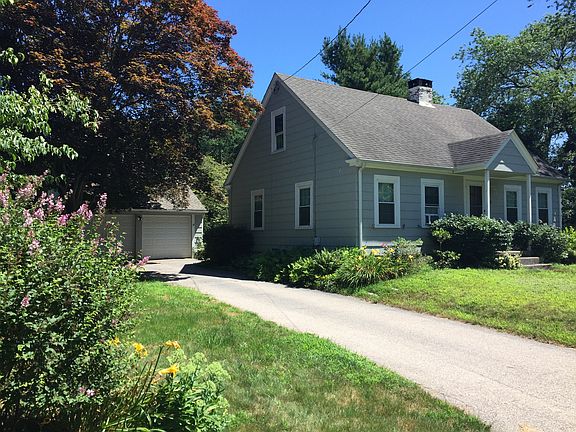 4th image of 67B Narragansett Ave W #B