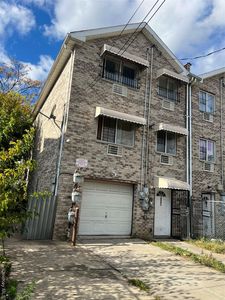 3941 Laconia Avenue, Bronx, NY, 10466