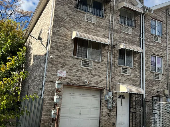 3941 Laconia Avenue, Bronx, NY 10466