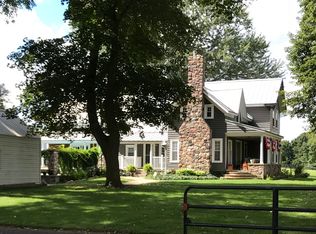 3247 W Cohoctah Rd, Fowlerville, MI 48836