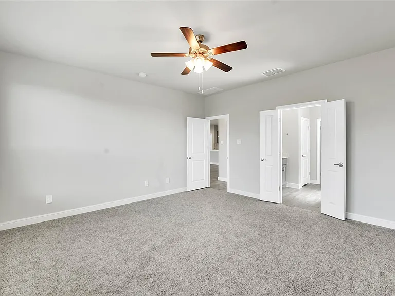 1012 Southwark Dr — Photo 19