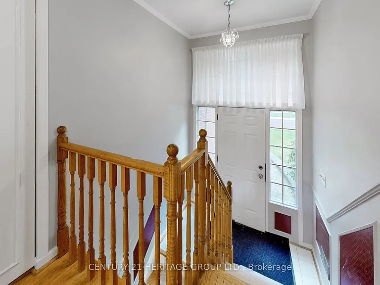1 Dunsinane Dr — Photo 32