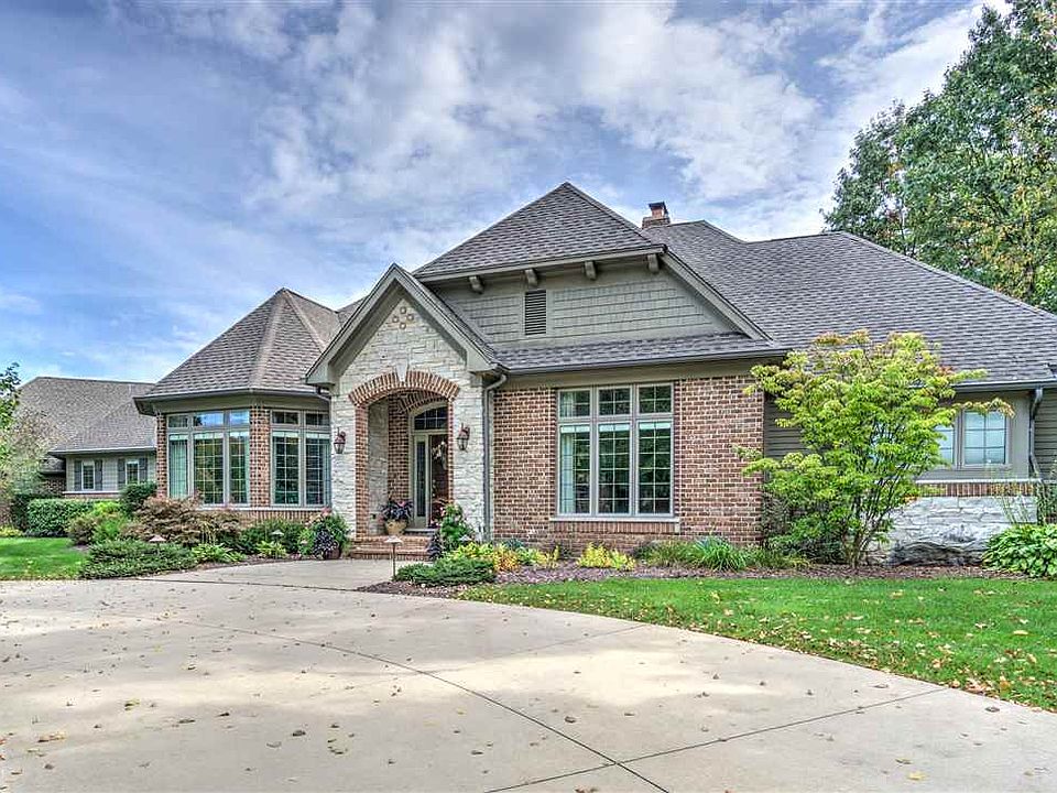 1st image of 51724 Summer Wood Ct