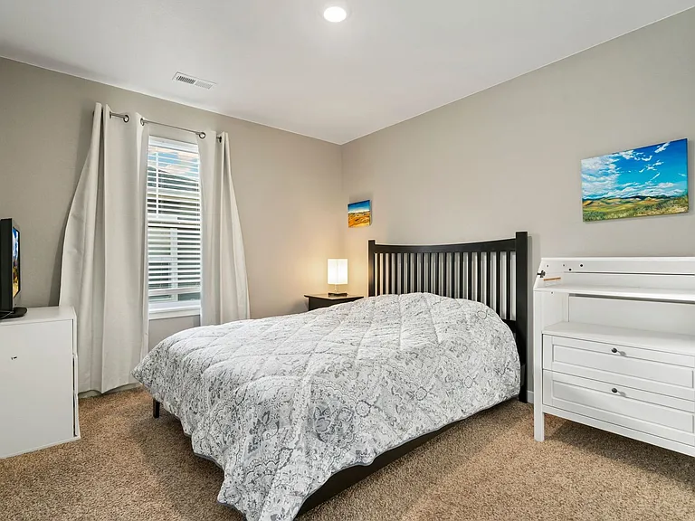 1808 Hydrangea Dr — Photo 21