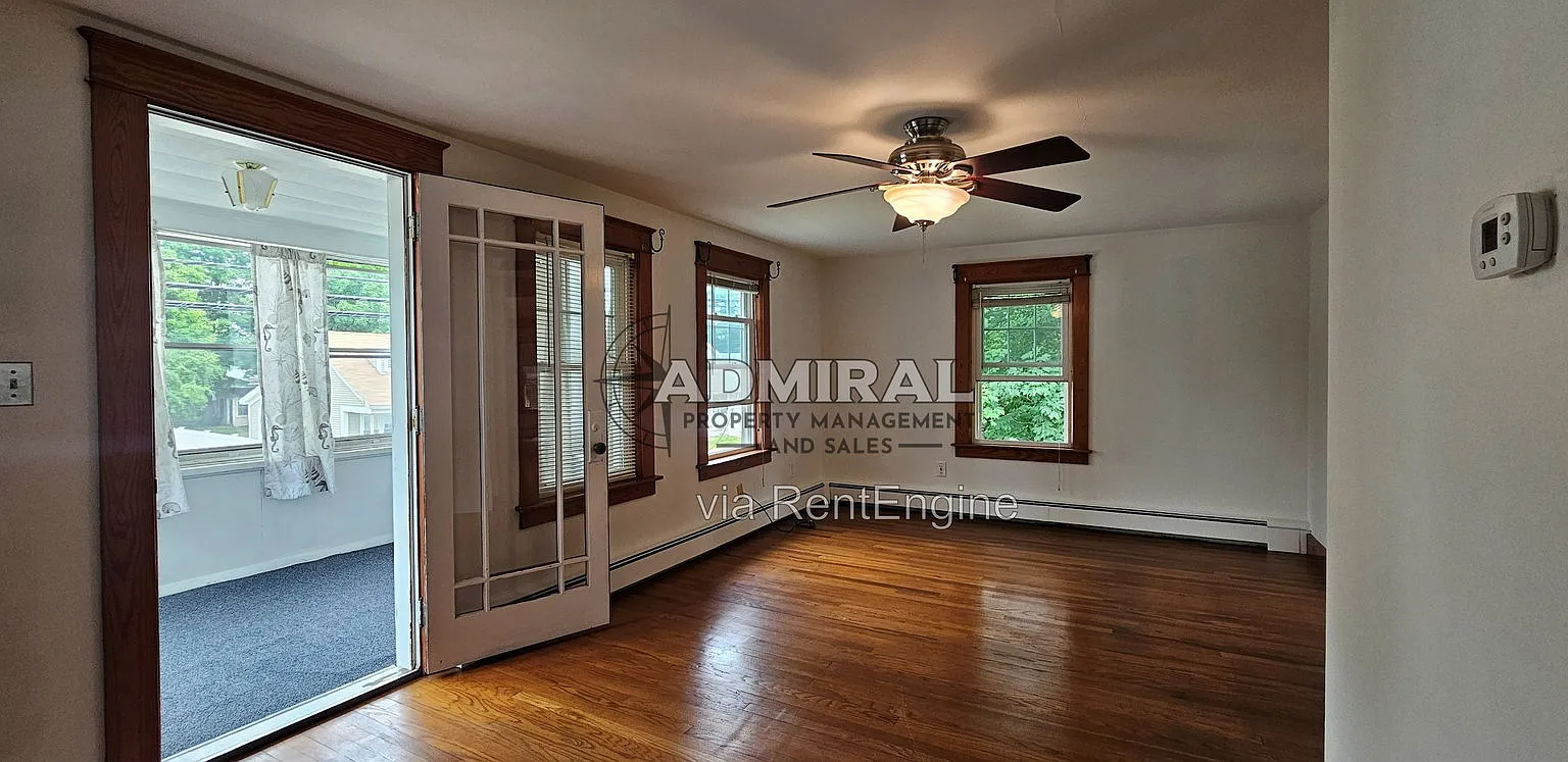 2 bed, 1.0 bath, 1038 sqft, $2,150 — Photo 4