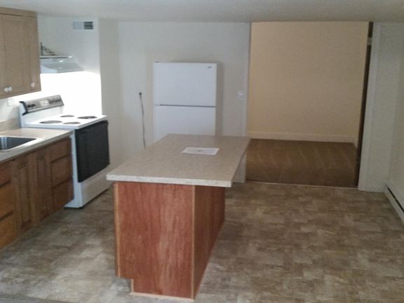 5th image of 4501 NE 51st St APT 35