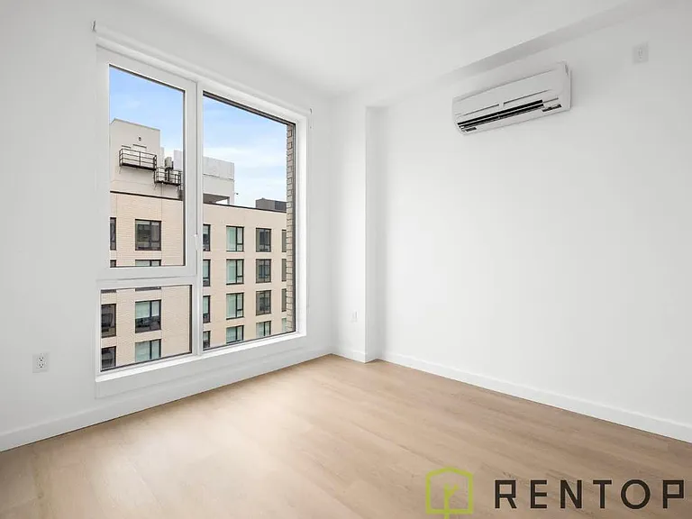 1051 Pacific St #706 — Photo 11